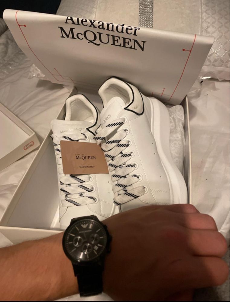 Alexander MCQUEEN