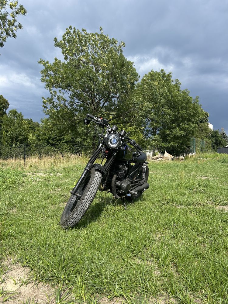 Honda CB250 Two-Fifty Cafe racer CUSTOM