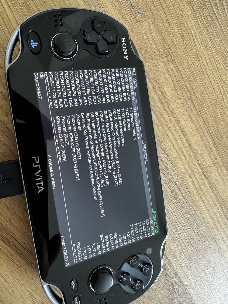 PSVita wi-fi pch1104+karta