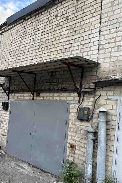Оренда. Капітальний гараж. Тополя 1 Аренда капитальный гараж Тополь 1