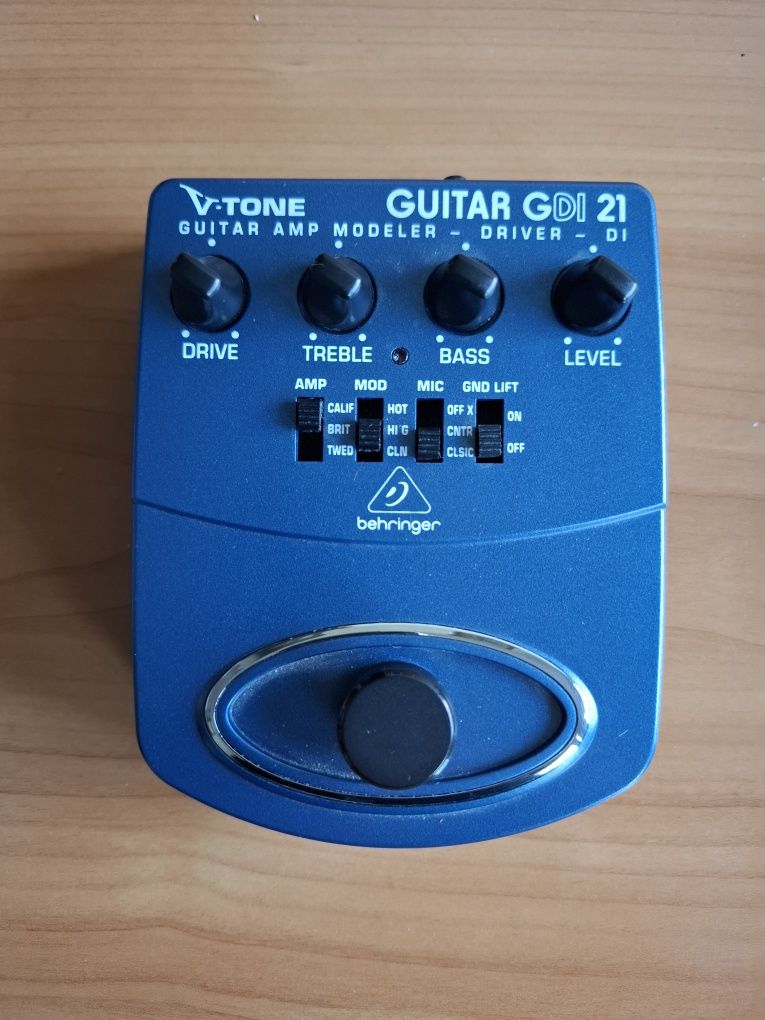 Behringer GDI 21	V-Tone Guitar Driver kopia	Tech 21 SansAmp GT2
