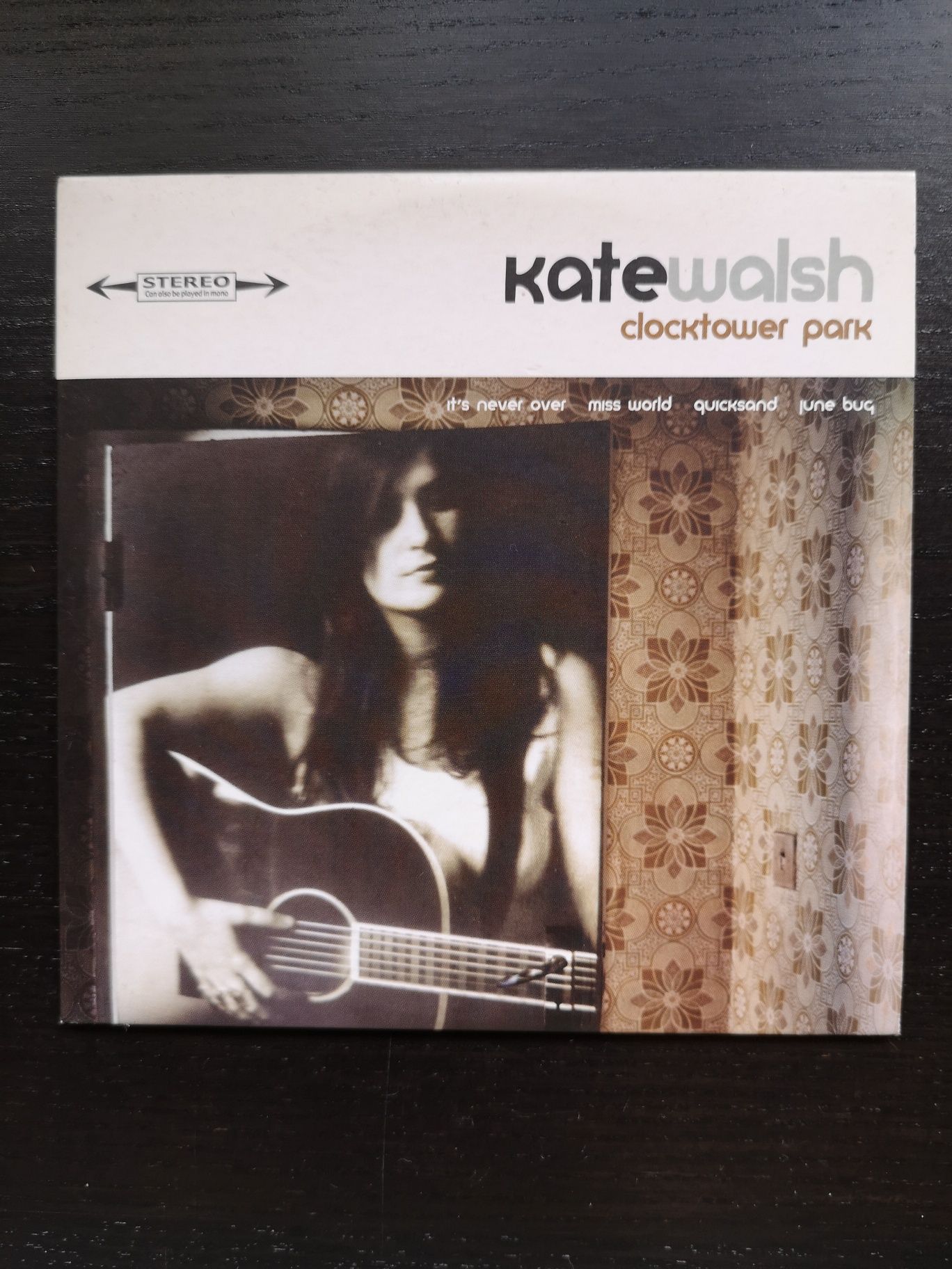 Kate Walsh [Single Colecionador] Clocktower Park