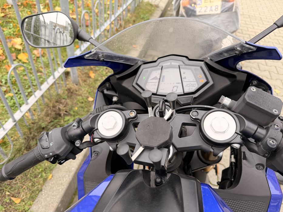 Yamaha yzf r125