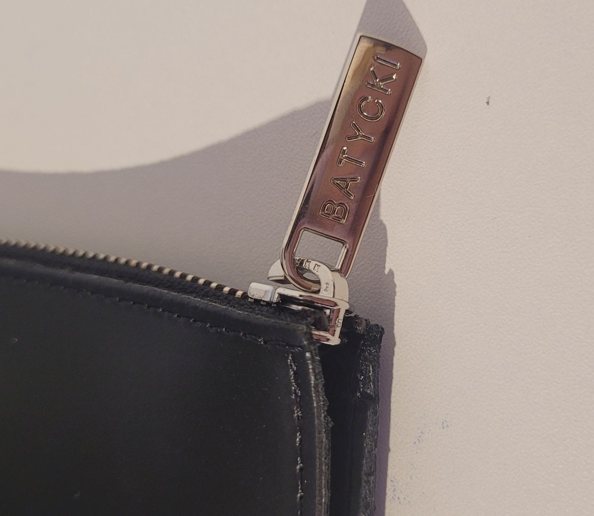 Etui na laptopa batycki czarna