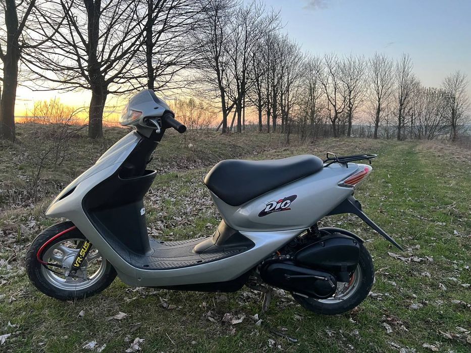 Скутер Honda dio af 56