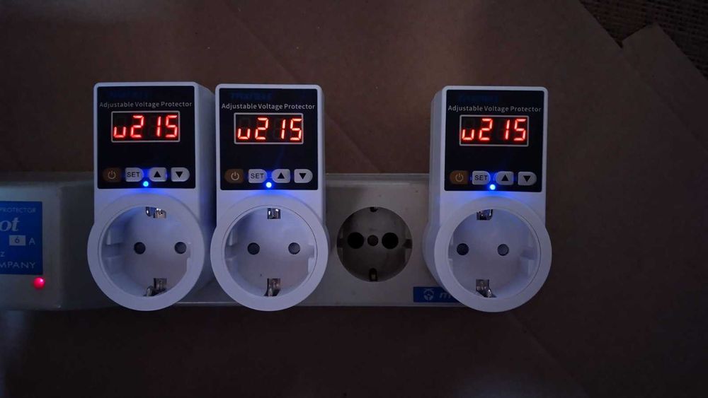 Реле напряжения,защита техники от скачков и перепадов напряжения.