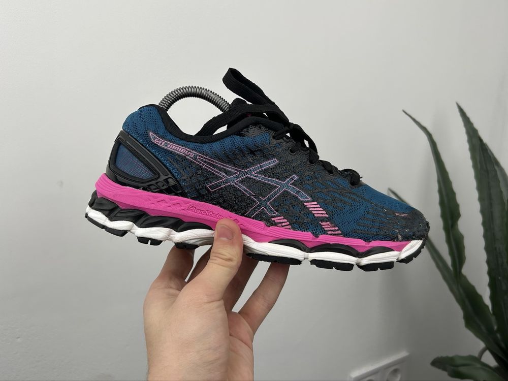 Оригінал! Кросівки Asics Gel Nimbus 38 розмір 02761