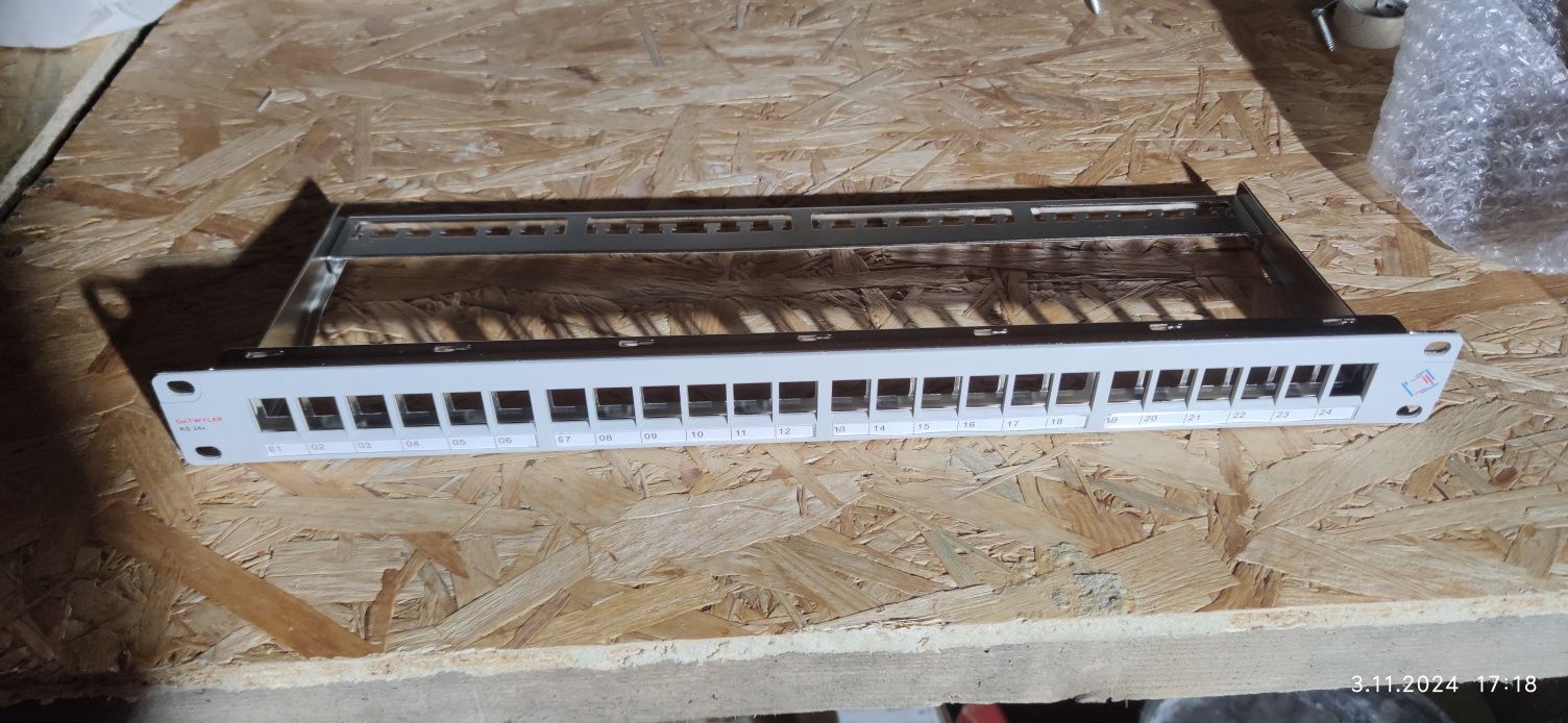Moduły Keystone Datwyler KS-T CAT 6A.