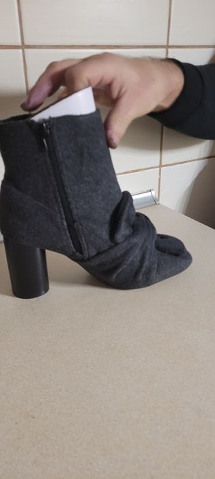 Buty   nr  38  z  Zara