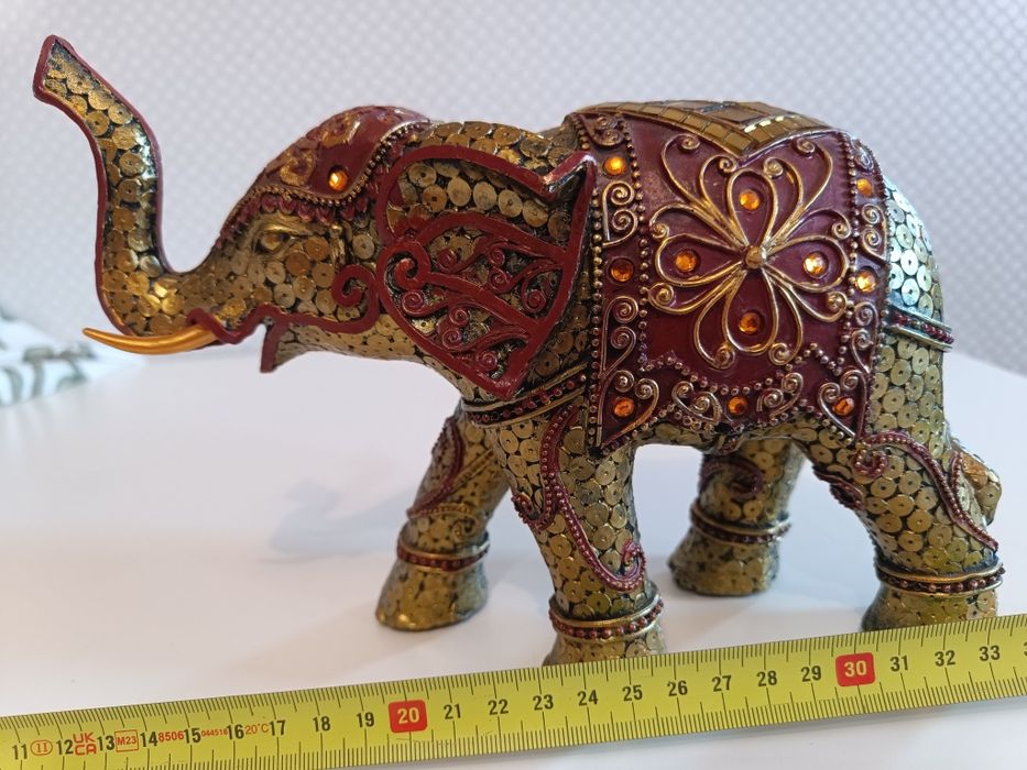 Ekskluzywna figurka Słoń Indyjski – Bogato Zdobiona