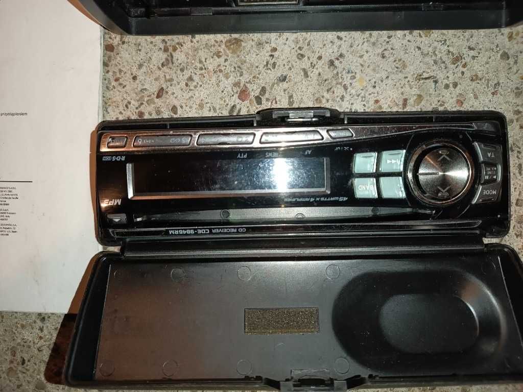 RadioCDText iPod AUX ALPINE CDE9846RM 45W MP3 Bass Subw Bluetooth 2RCA