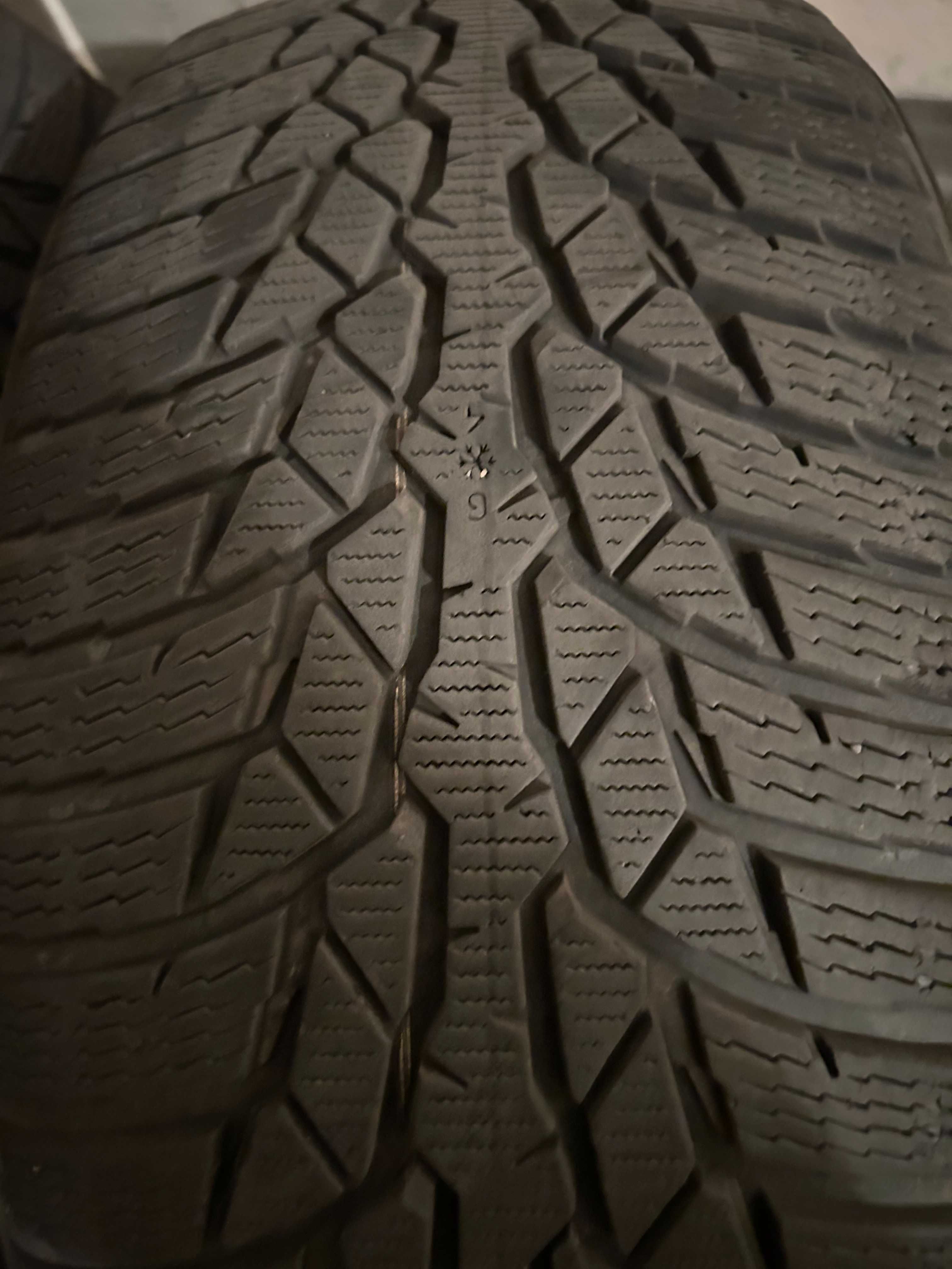 Nokian 225/40R18 92 V XL