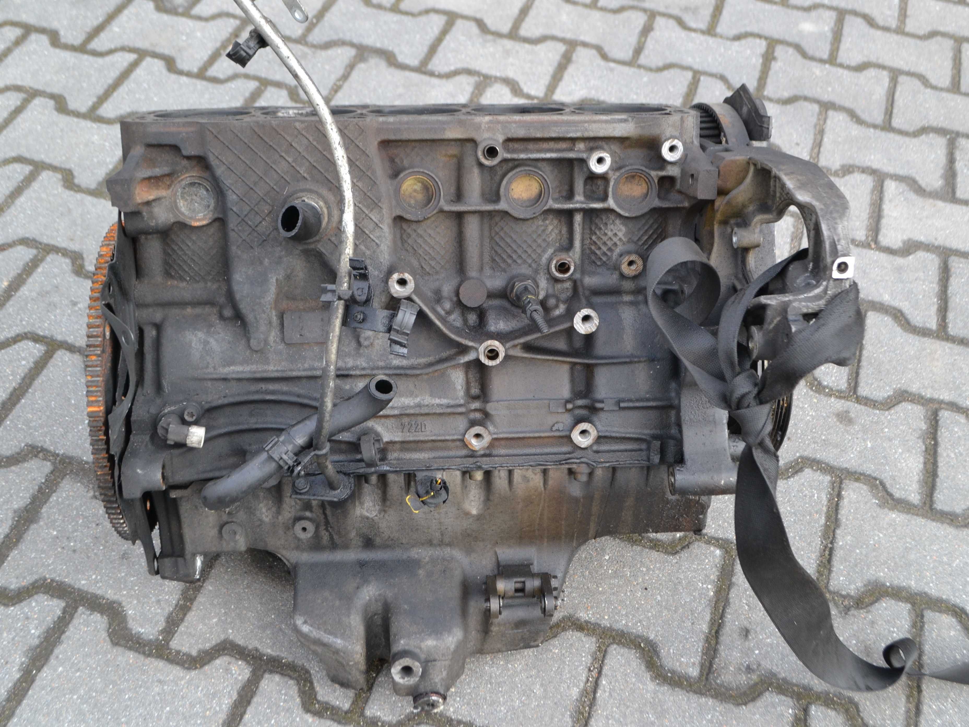 Silnik Bez Głowicy ALFA ROMEO 166 2.4JTD
