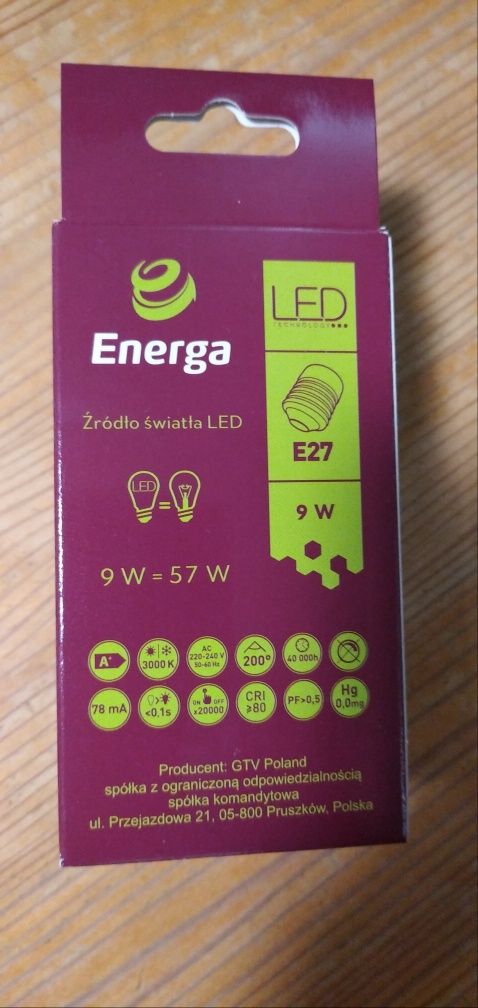 Żarówki LED 9W E27 3000K swiatło ciepłe 5 sztuk nowe