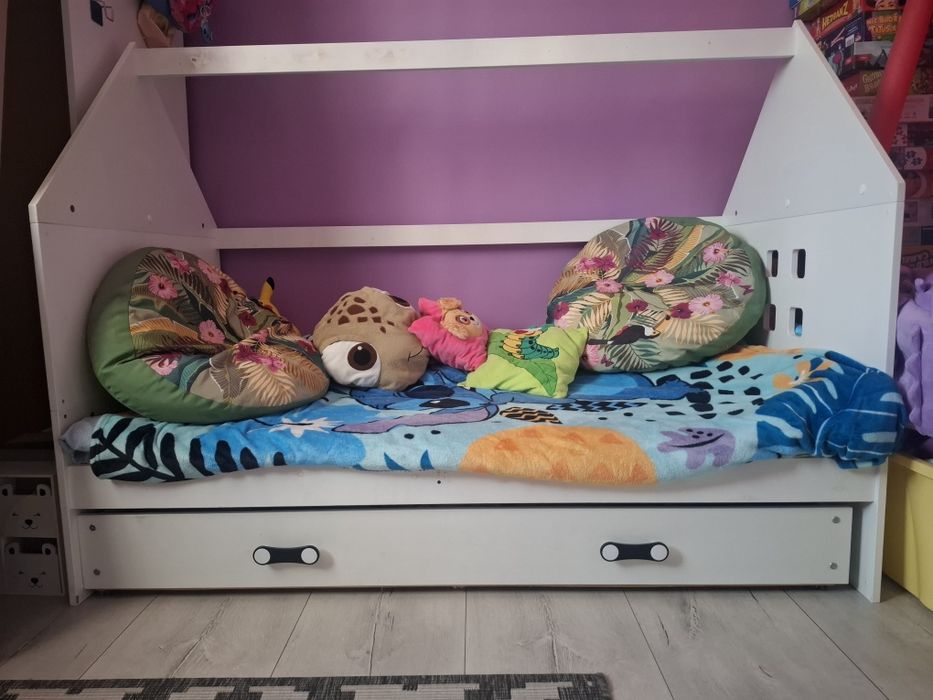 Łóżko dla dziecka 164 x 86 z materacem