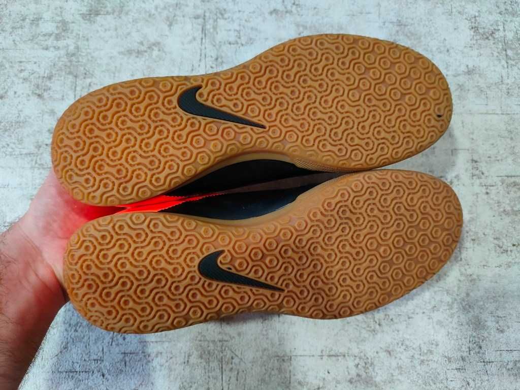 Футзалки Nike HyperVenom Phade II IC р-41 оригінал найк кеды кроссовки