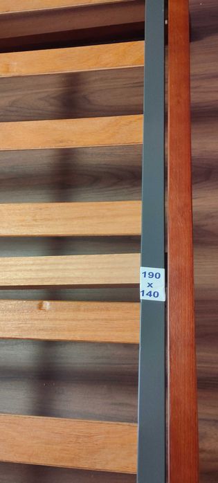 Conjunto de quarto casal em Pinho