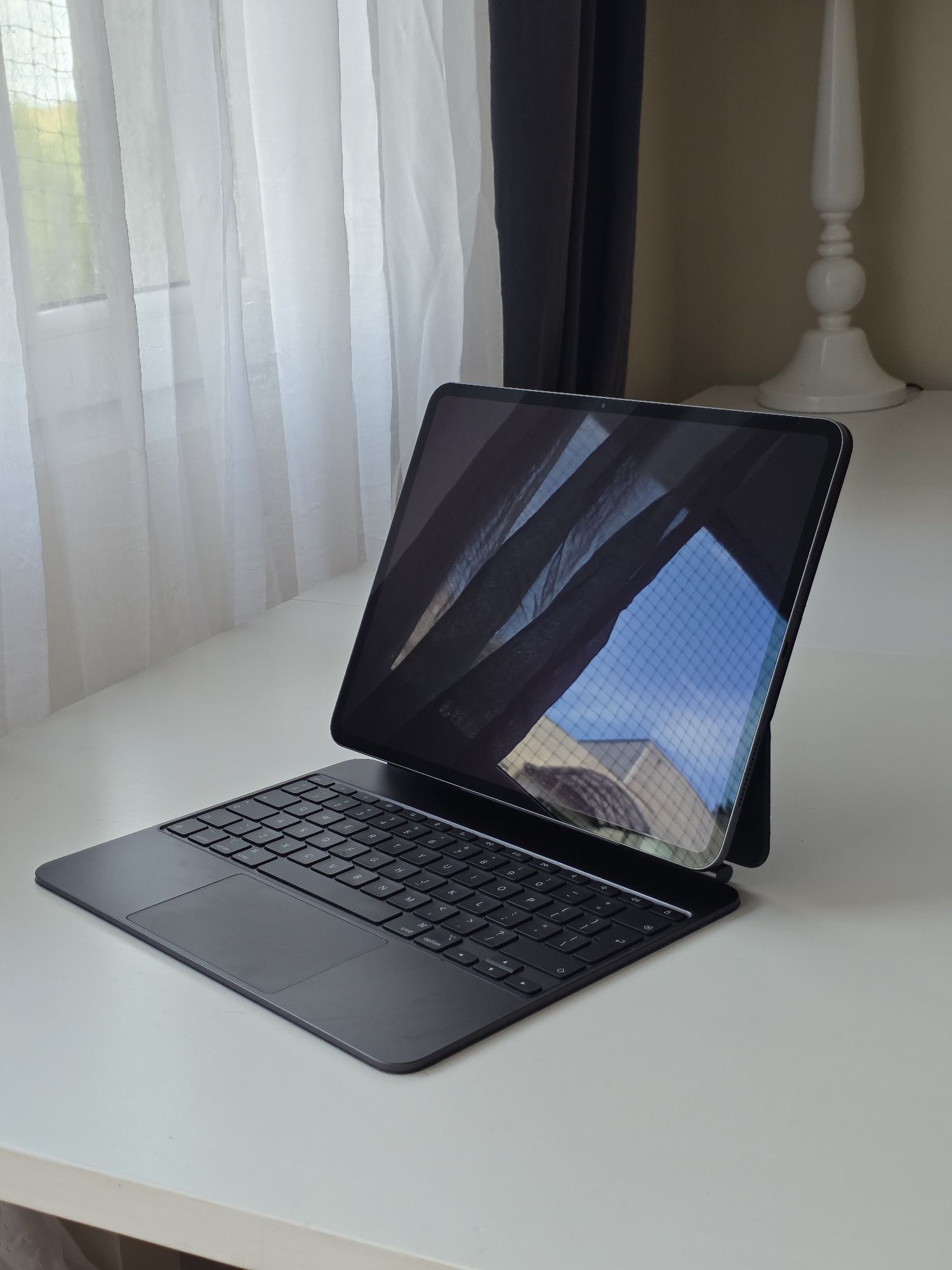 ZESTAW iPad Pro 13" M4 256GB Wi-Fi + Magic Keyboard | Gwiezdna Czerń