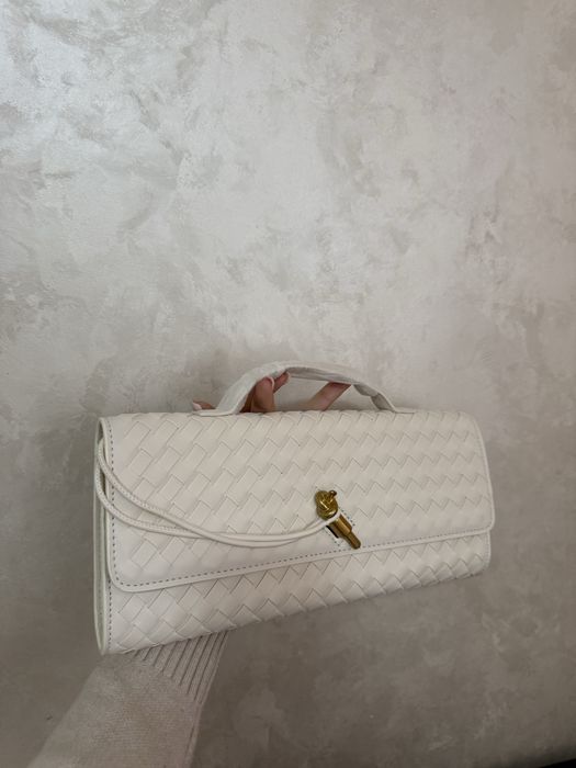 Сумки багет у 2 кольрах Bottega Veneta