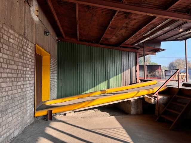 Складське  та офісне приміщення у центрі міста