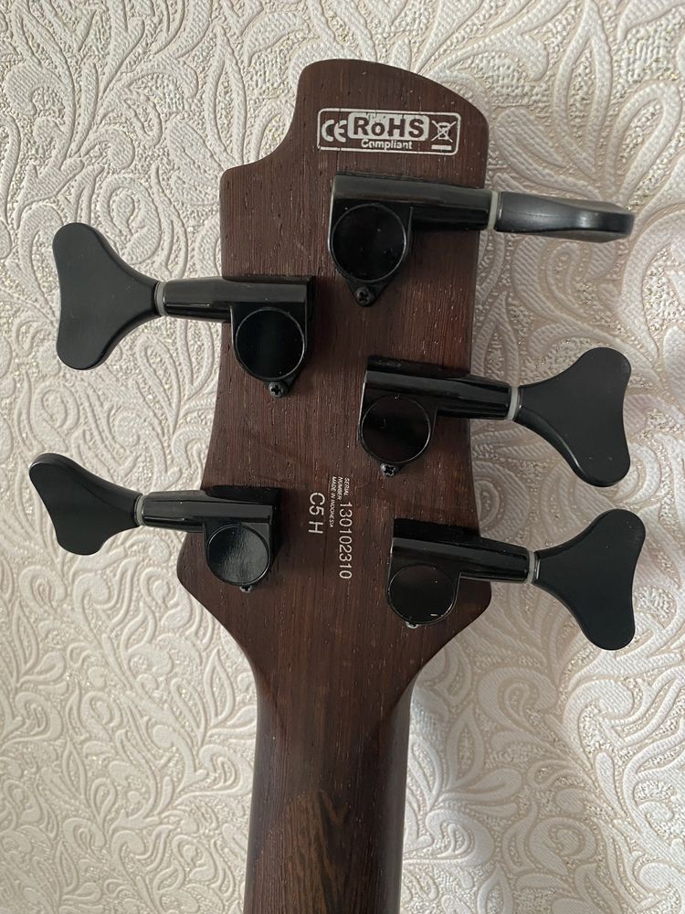 Продам Бас Cort C5H. Актив-пассив. ( не ibanez, не Yamaha)