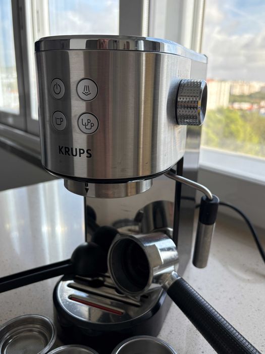 Máquina de Café KRUPS XP442C11 Excelente Estado Acessórios Originais