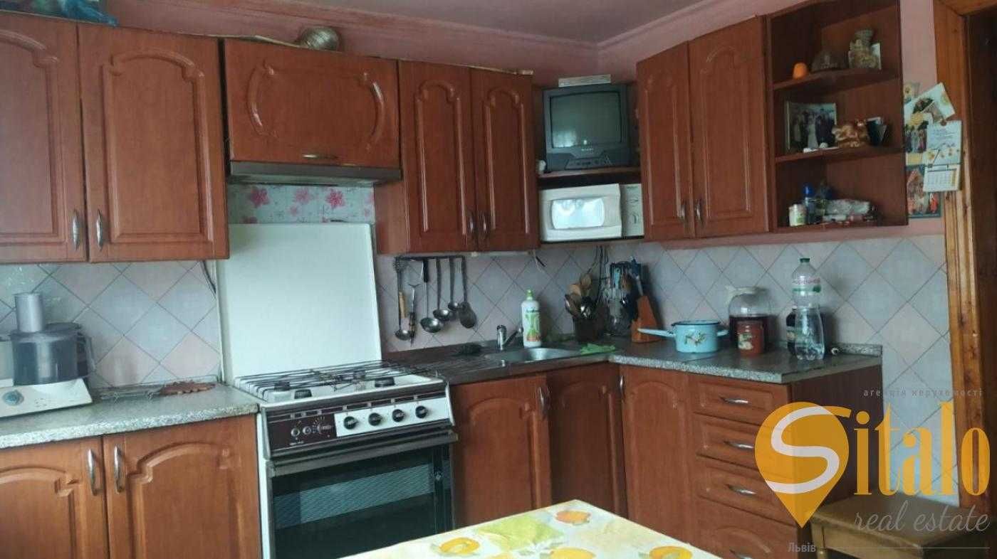 Продаж будинку, Малечковичі