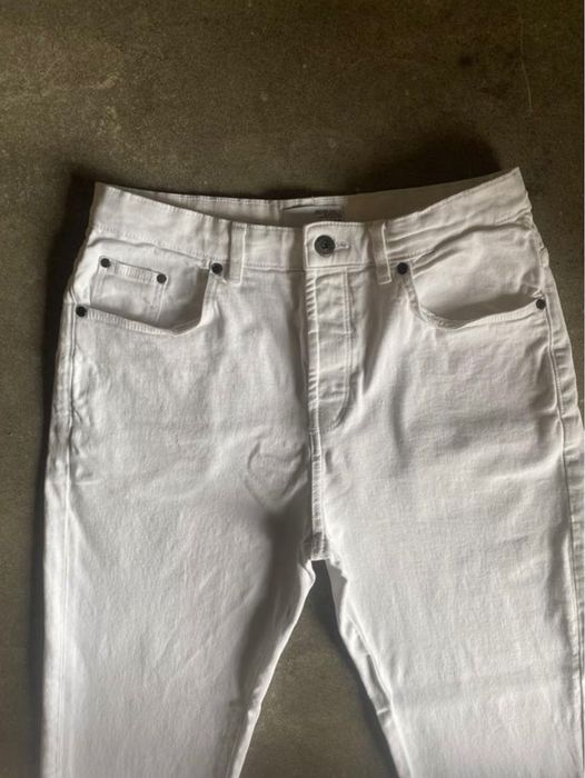 Білі чоловічі джинси house