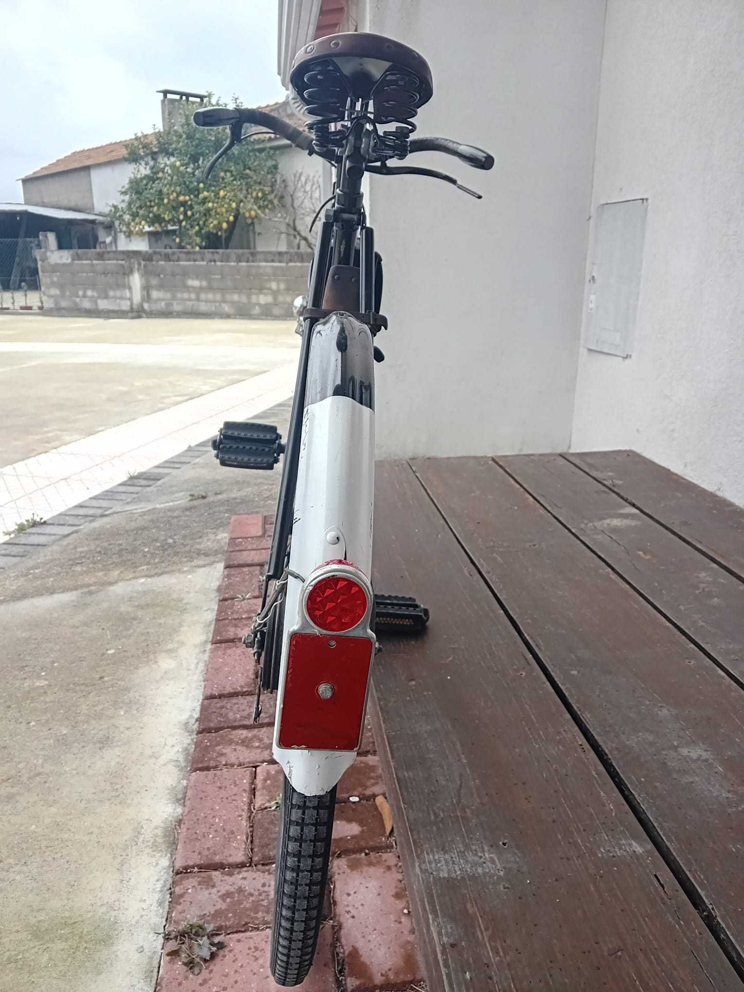 Bicicleta Militar Suíça