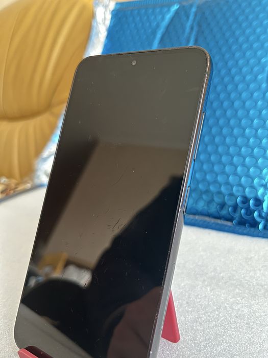 Смартфон Samsung Galaxy S23 8/128 Стан 9/10