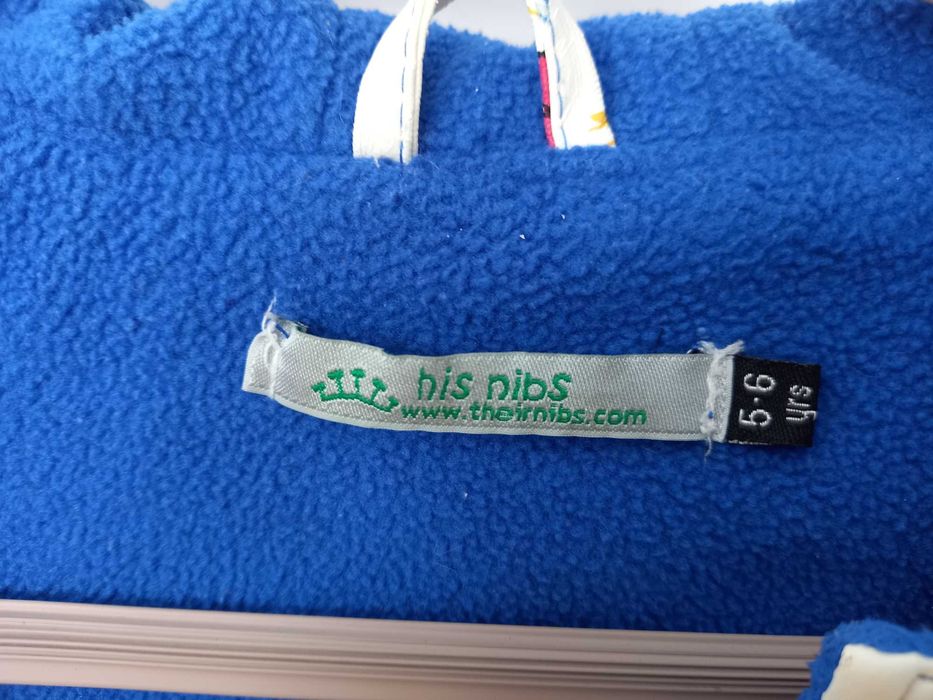 Kurtka przeciwdeszczowa z wyścigówkami 5 - 6 lat