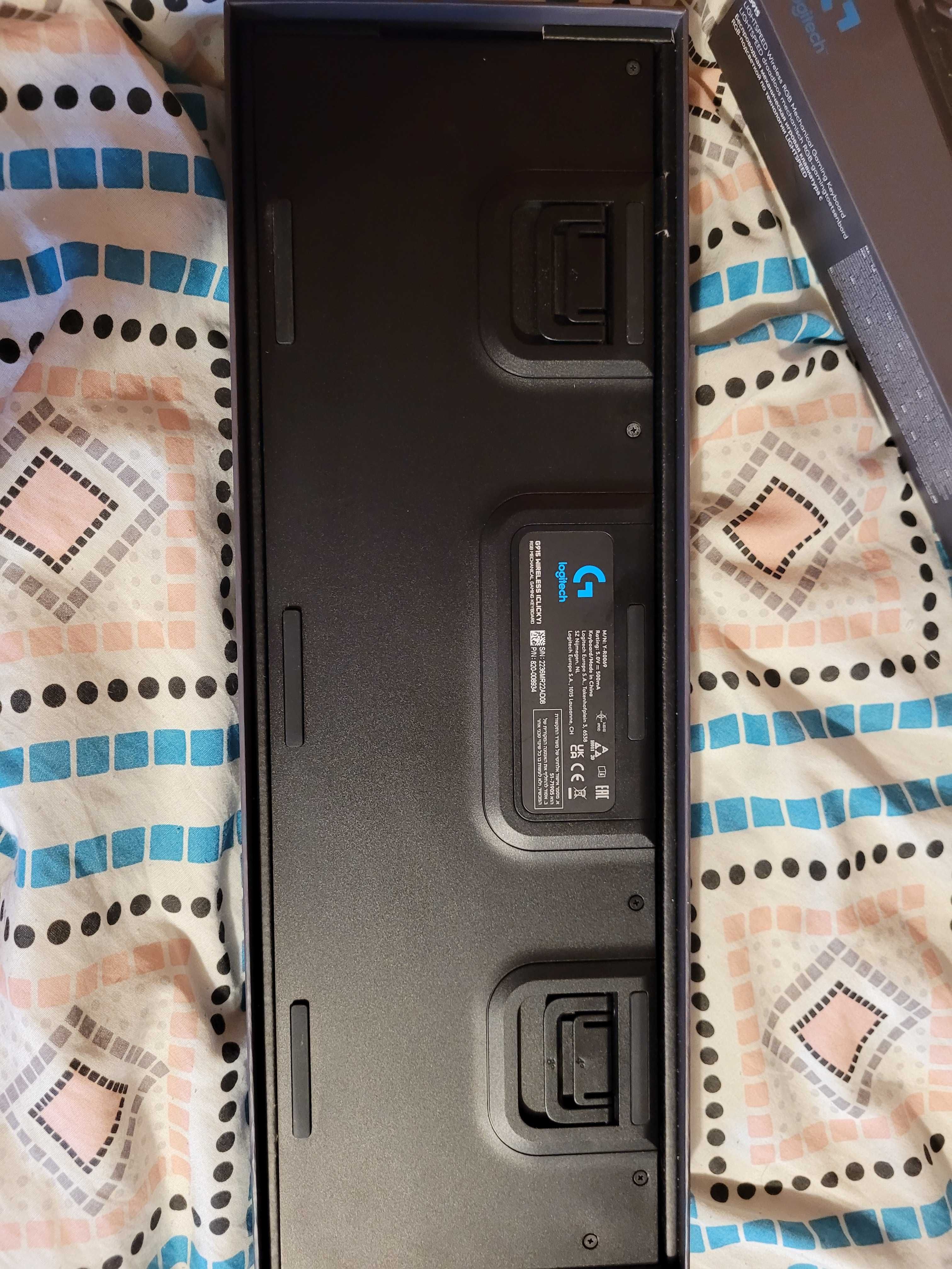 Logitech G915 Lightspeed Clicky - Pełnowymiarowa - Używana/Uszkodzona