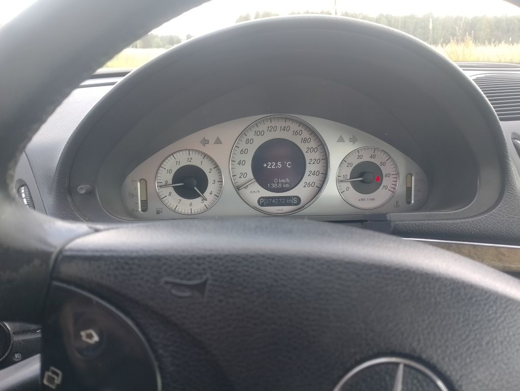 Mercedes E320 LPG 2003 Avangarde