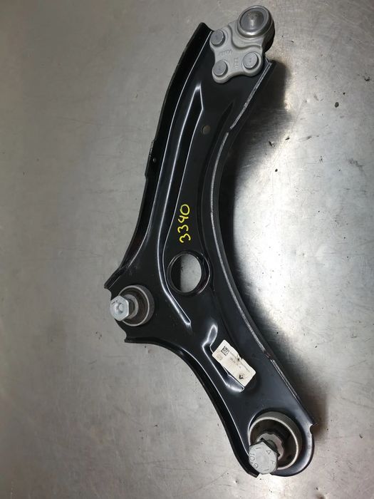 Braço de suspensão frente esquerdo DACIA Duster III (P1310)