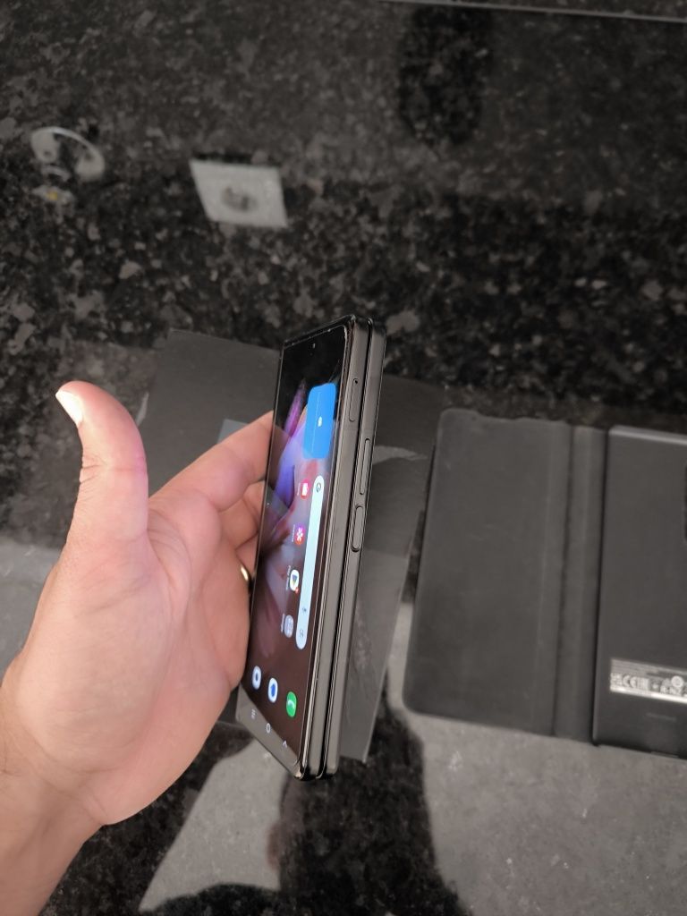 Samsung Galaxy z fold 3 512Gb