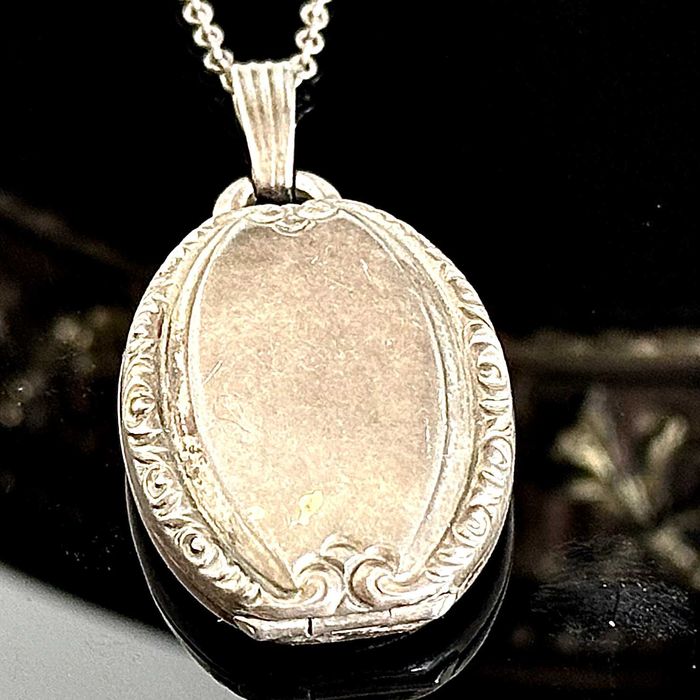 Oryginalna Secesja wiedeńska z 1900 roku wykonana z srebra próby 835