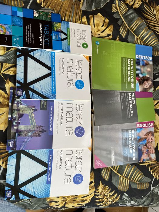 sprzedam podreczniki