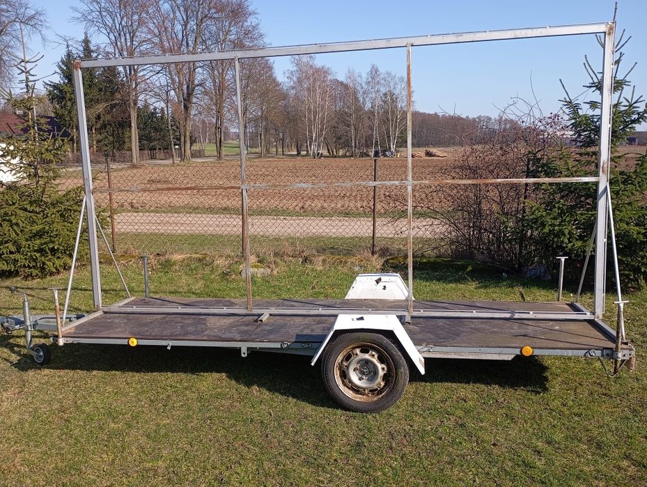 Przyczepka platforma reklamowa 4m na 1.25m i 2m wysoka ocynkowana
