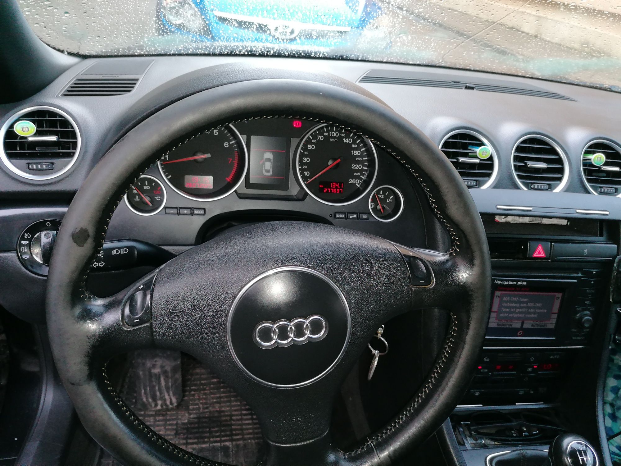 Audi a4b6 cabrio.       .