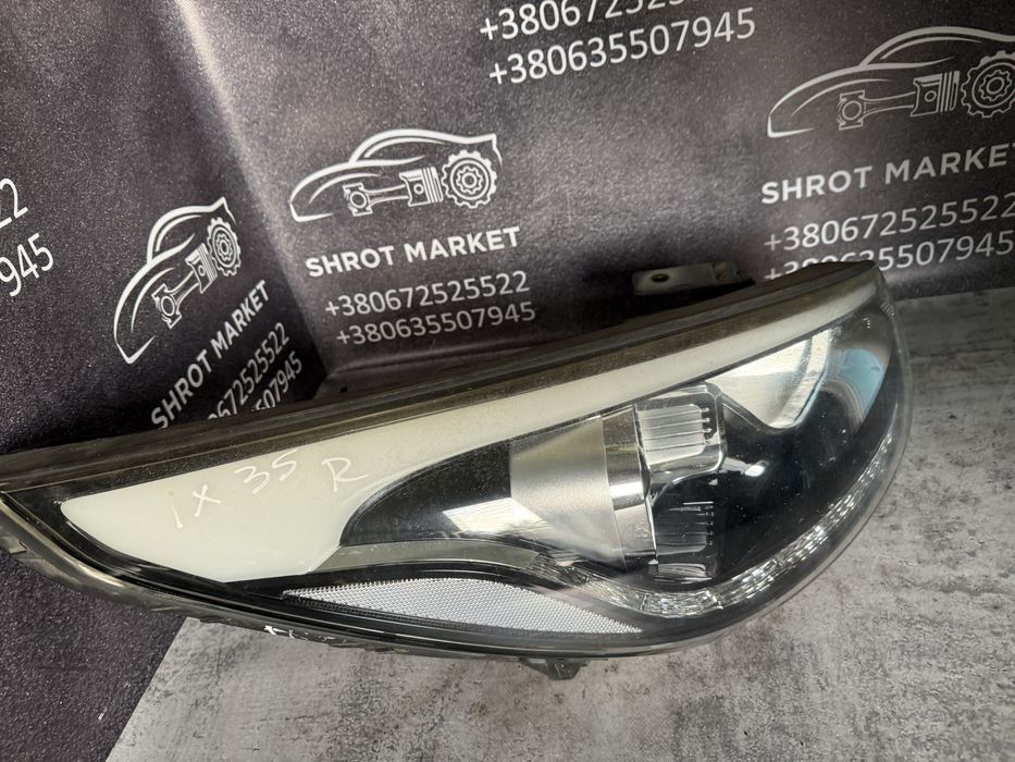 Фара фары передня права Hyundai IX35 Tucson 10-17 ксенон