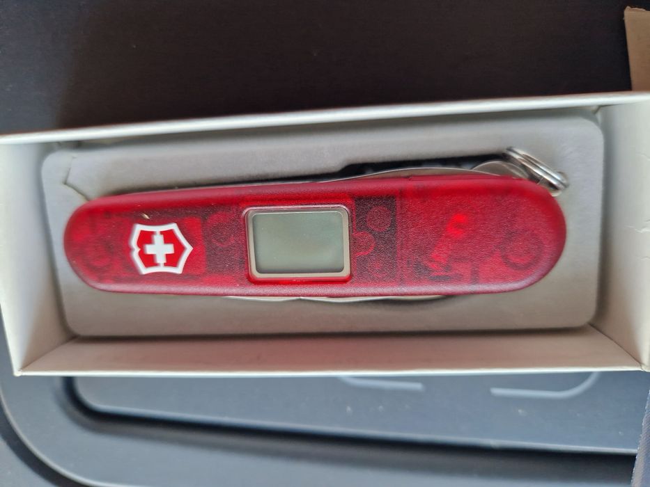 Багатофункціональний ніж Victorinox