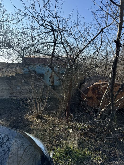 Продам дачу - ділянку з недобудовою , недорого з металевим вагончиком
