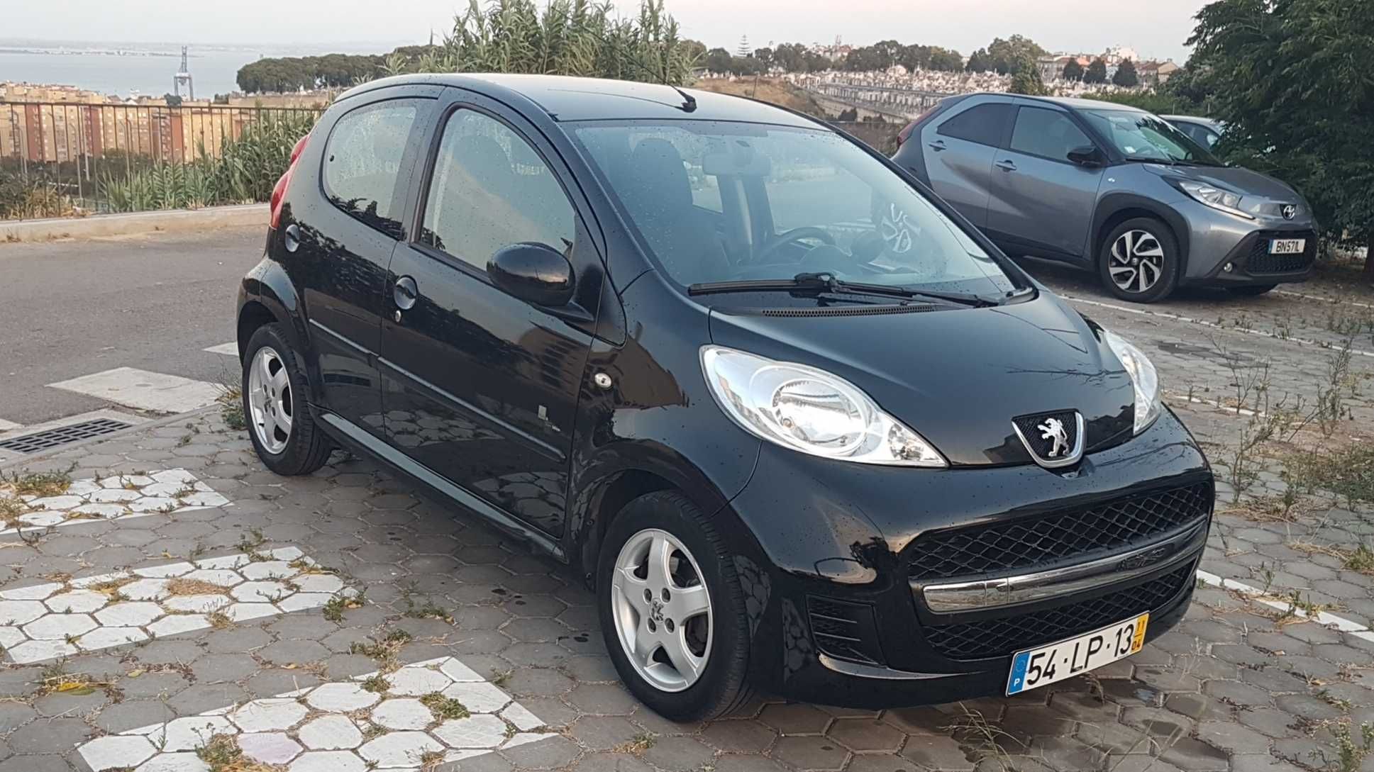 Peugeot 107 . 2011 . 127100km . 1 Dono . AC . Android 2DIN com GPS