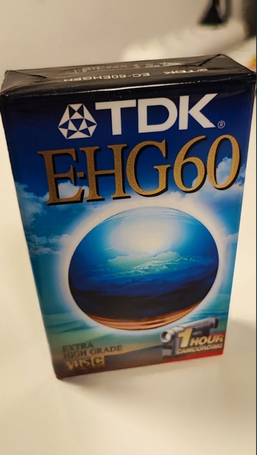 Kaseta video do kamer VHS-C TDK E-HG60