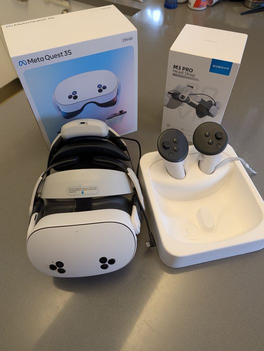 Meta Quest 3S 256 GB + Bobovr M3 Pro