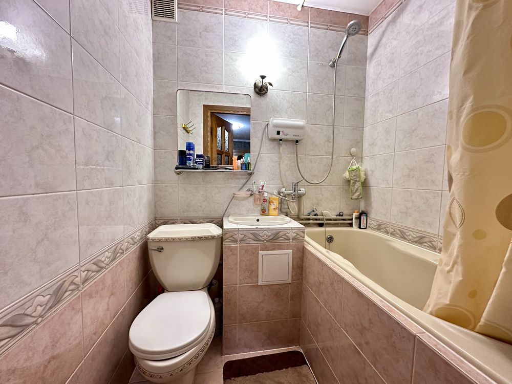 Продаж 2 кім. по вулиці Брацлавська