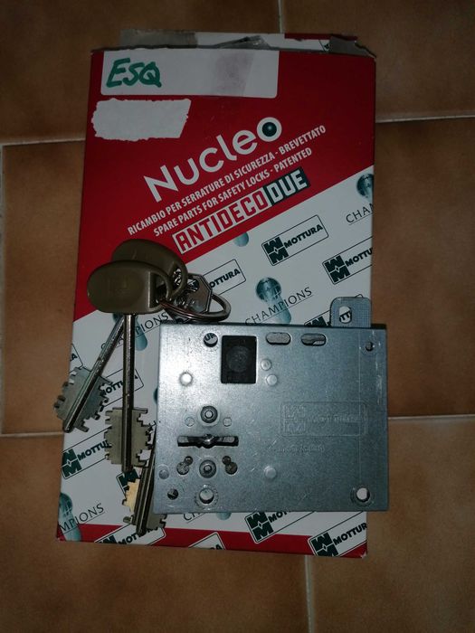 Núcleo /combinação fechadura mottura