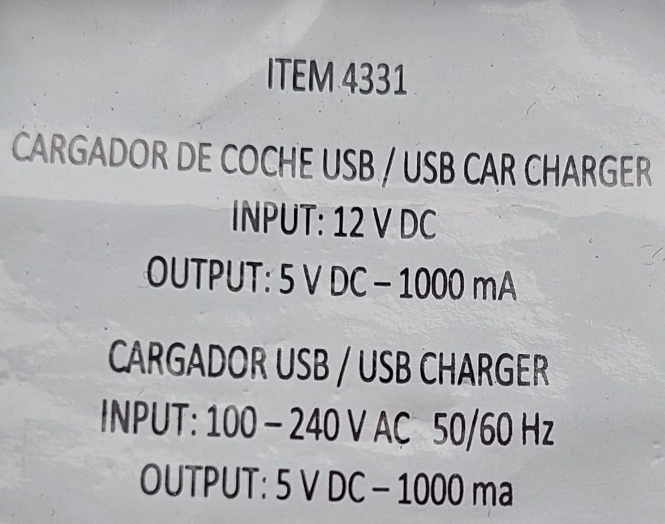 Carregador USB de isqueiro + Adaptador de Viagem + Bolsa