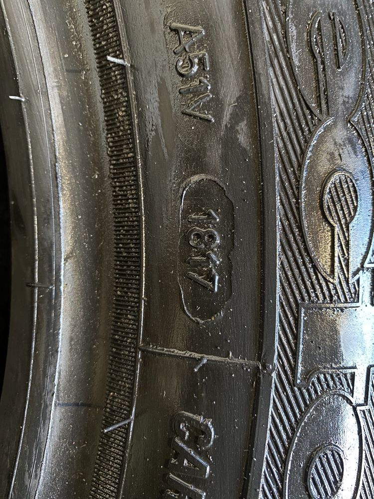 Opona pojedyncza 225/55/17c GoodYear Cargo Vector 8.05mm