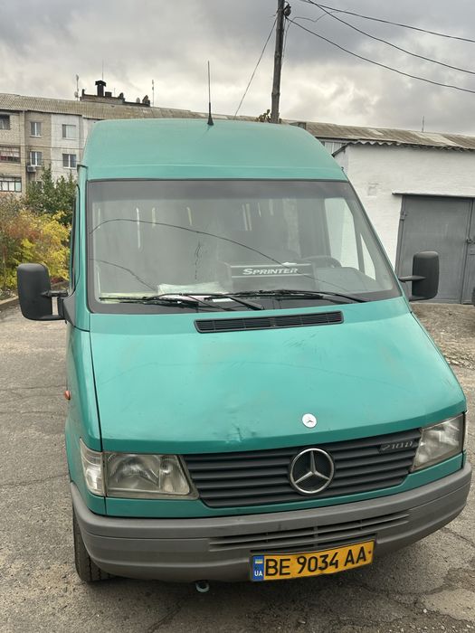 Продам Sprinter Mercedes Benz 310 2.9 дизель 1999 года в хорошем сост